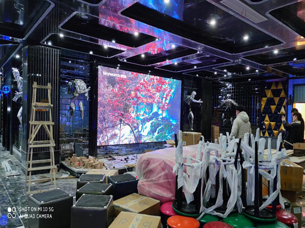 洪江室内P2.5全彩显示屏